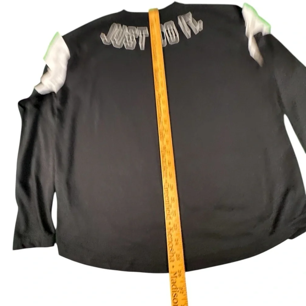Nike DRI-FIT Women's M DRY Long Sleeve JUST DO IT Crew Tee Black White 930285
